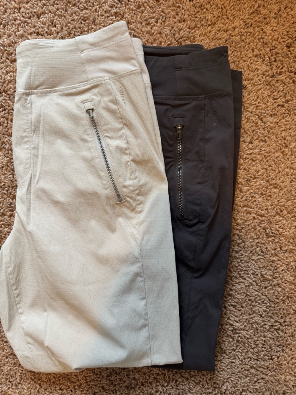 2 PAIRS Athleta Cream/Grey Trekkie North High Rise Jogger Sold-out Size 2